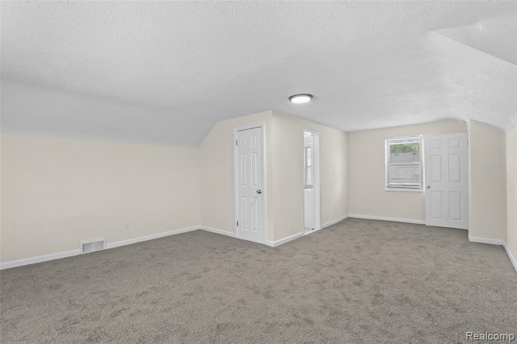17717 Avon Avenue, Detroit, MI 48219 — Photo 26