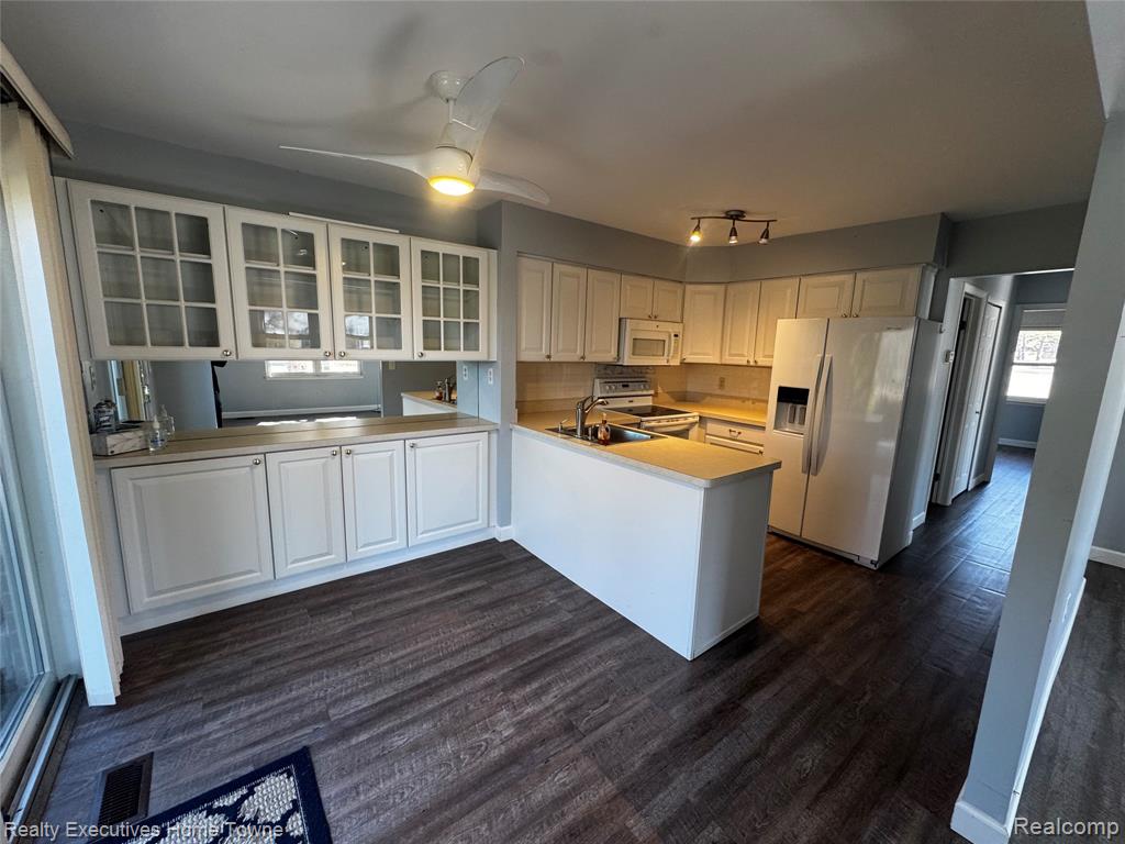 5766 Northfield Parkway, 574, Troy, MI 48098 — Photo 10