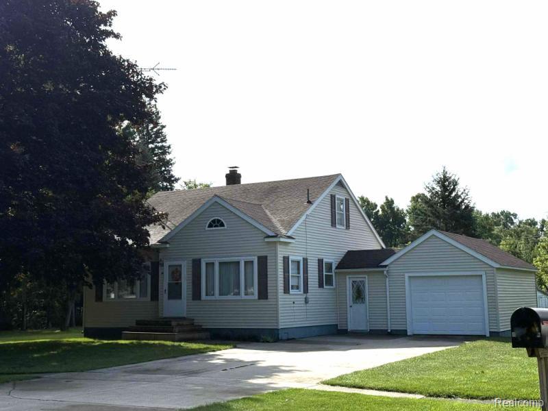 165 Washington Street, Port Austin, MI 48467 — Photo 2