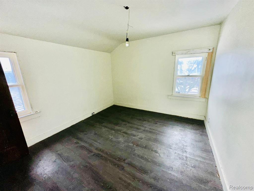 9252 WARD Street, Detroit, MI 48228 — Photo 19