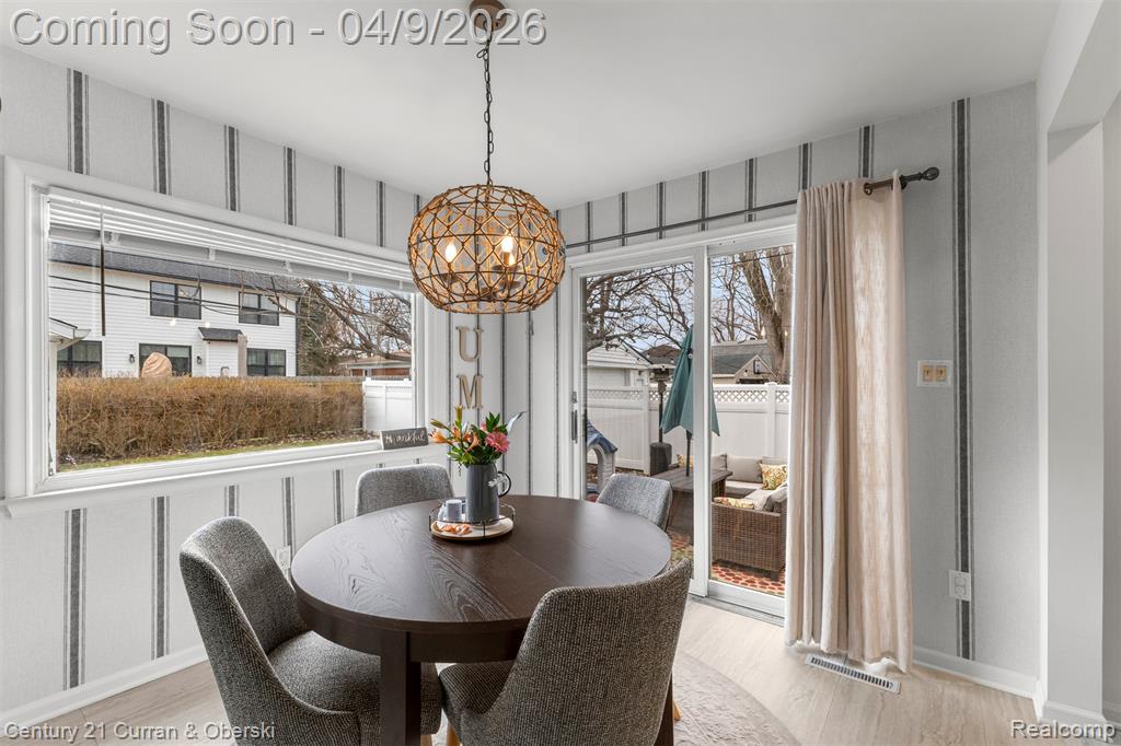 401 Walnut Avenue, Royal Oak, MI 48073 — Photo 21