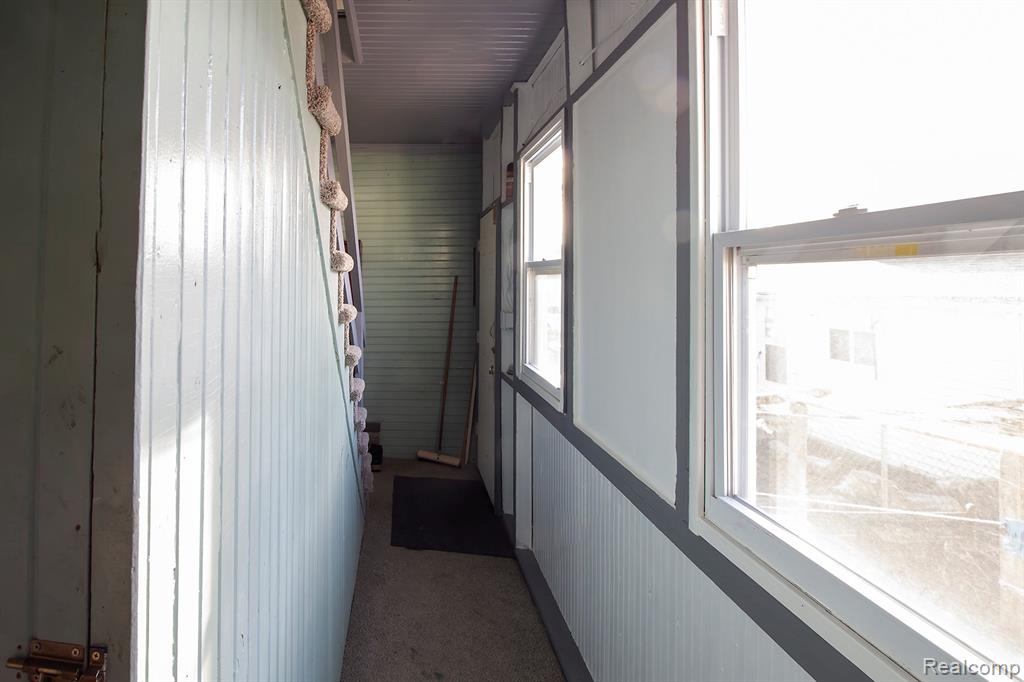 3273 Yemans Street, Hamtramck, MI 48212 — Photo 29