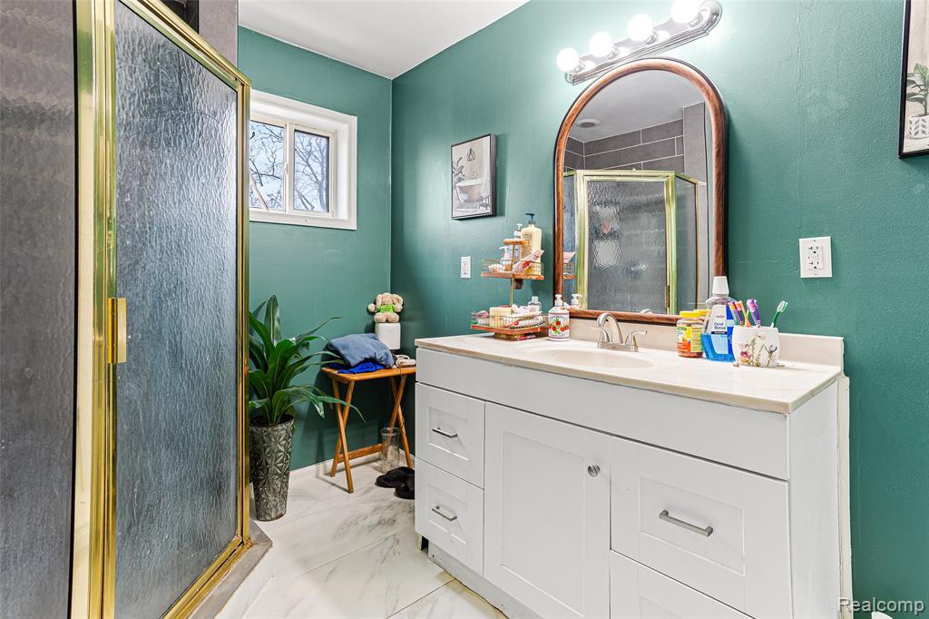 940 Stewart Avenue, Lincoln Park, MI 48146 — Photo 13
