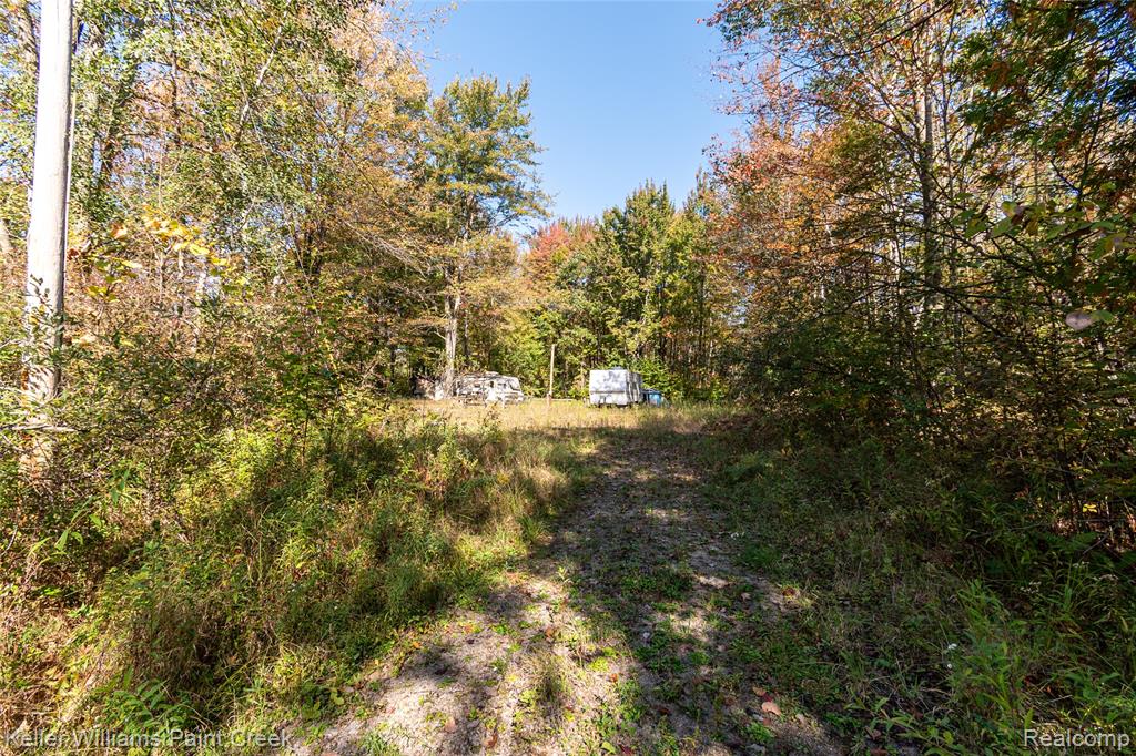 905 E M 61 Highway, Gladwin, MI 48624 — Photo 17