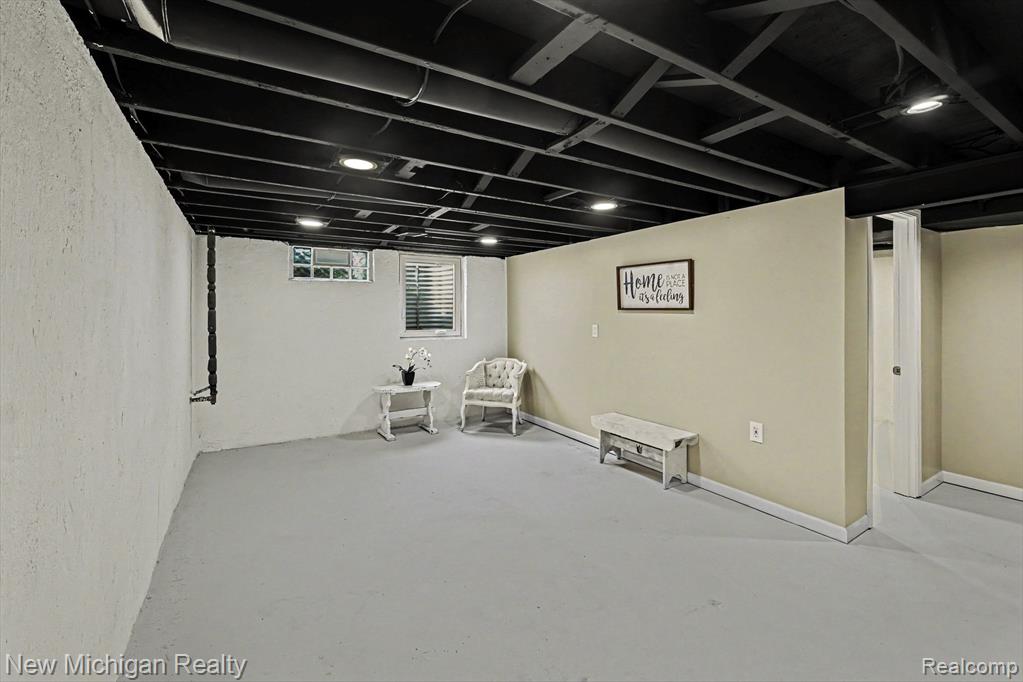 1105 Woodnoll Drive, Flint, MI 48507 — Photo 30