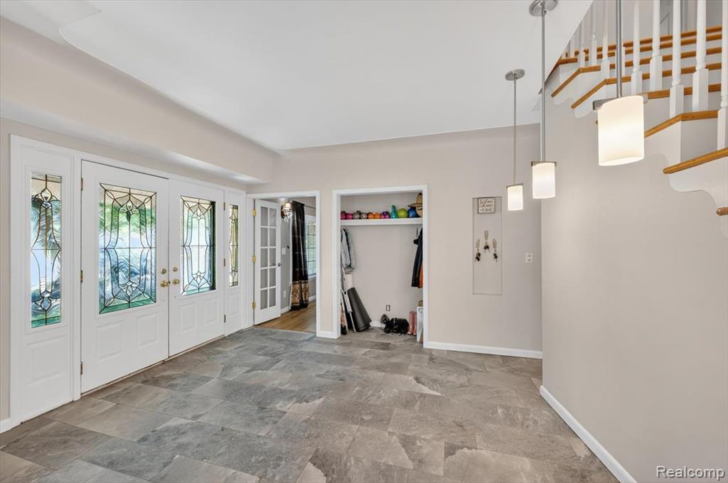 928 Hampstead Lane, Rochester Hills, MI 48309 — Photo 5