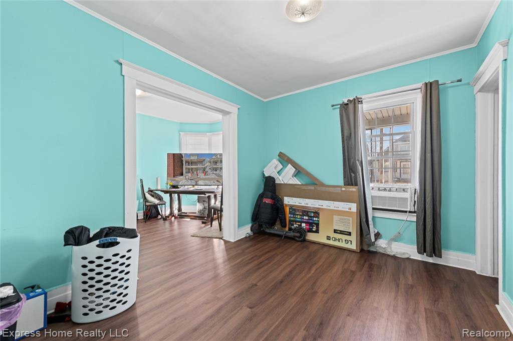 3321 Holbrook Street, Hamtramck, MI 48212 — Photo 28