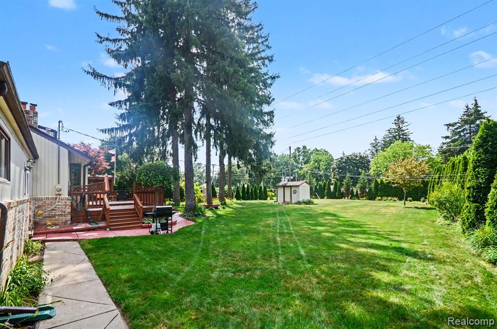 52905 Heatherway Drive, Utica, MI 48316 — Photo 25