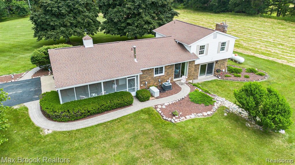 8515 Kier Road, Clarkston, MI 48348 — front exterior