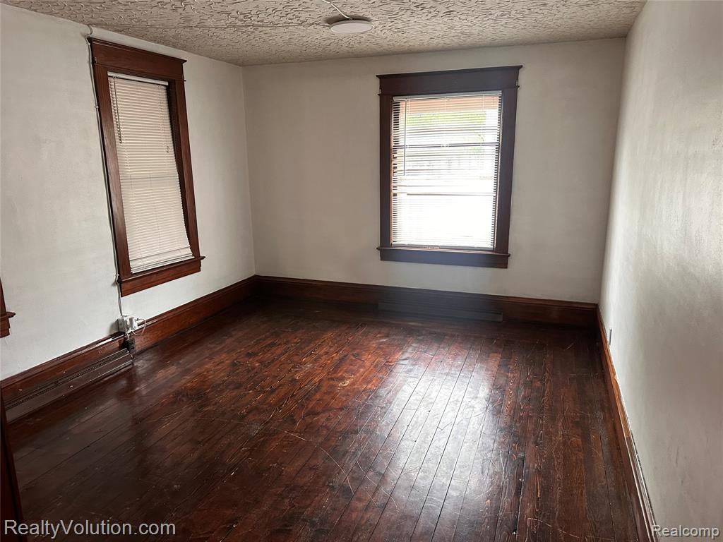 385 N Main Street, Imlay City, MI 48444 — Photo 8