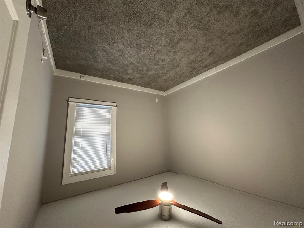 16659 San Juan Drive, Detroit, MI 48221 — Photo 9