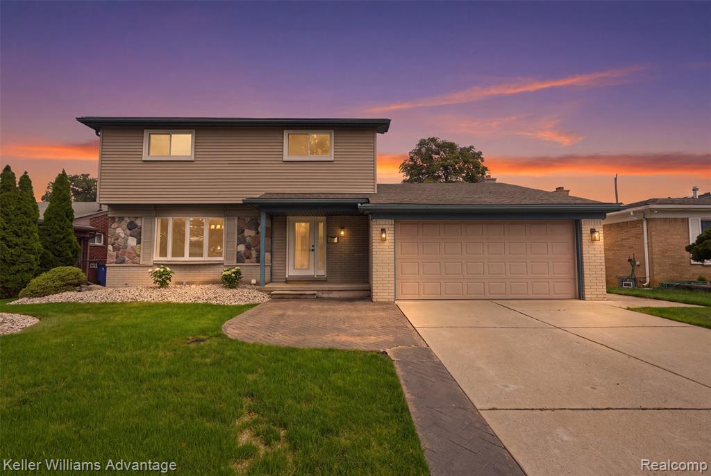 1428 Rosemary Street, Dearborn Heights, MI 48127
