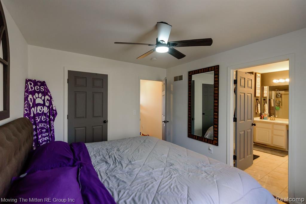 8927 ARCADIA, Van Buren, MI 48111 — Photo 15