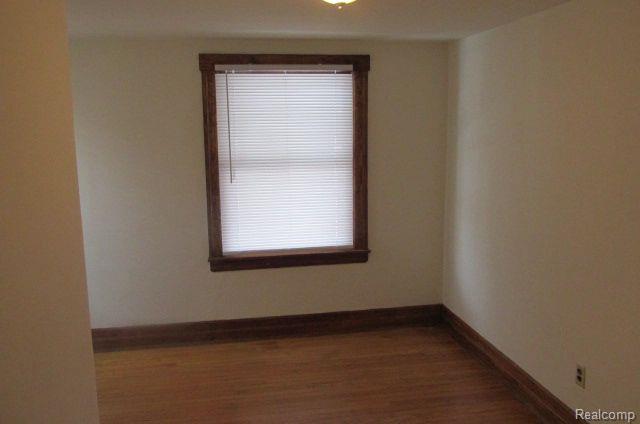 501 W LINCOLN Avenue, Royal Oak, MI 48067 — Photo 8