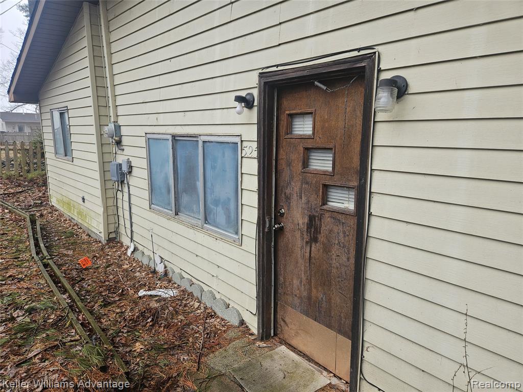 525 W Benway Road, Sanford, MI 48657 — Photo 12