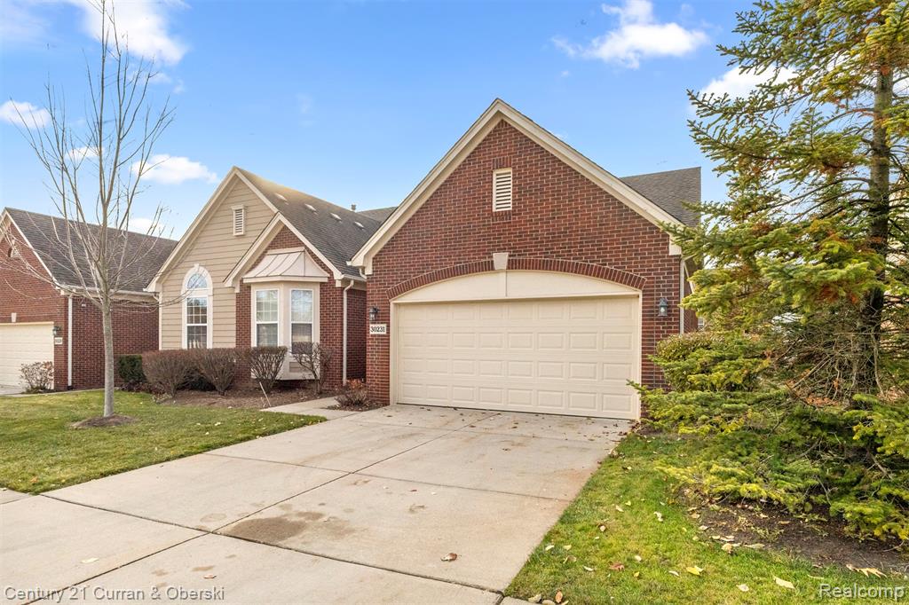 30231 Viewcrest Drive, Novi, MI 48377 — Photo 3