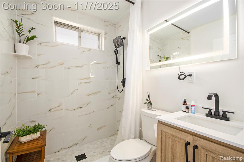 5555 Kreger Street, Sterling Heights, MI 48310 — Photo 7