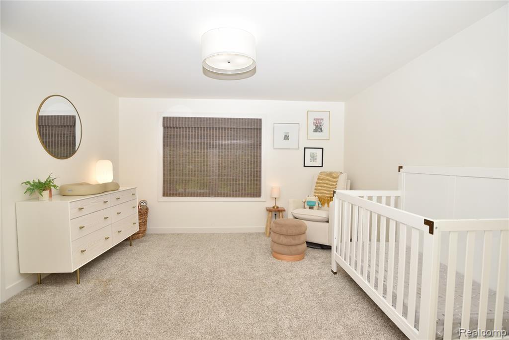 3029 S Westview Court, Bloomfield, MI 48304 — Photo 23