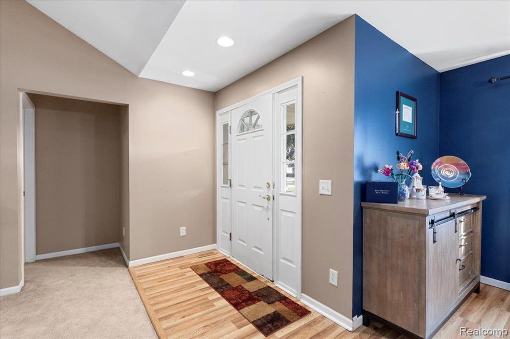 100 JAMESTOWN Drive, Metamora, MI 48455 — Photo 14