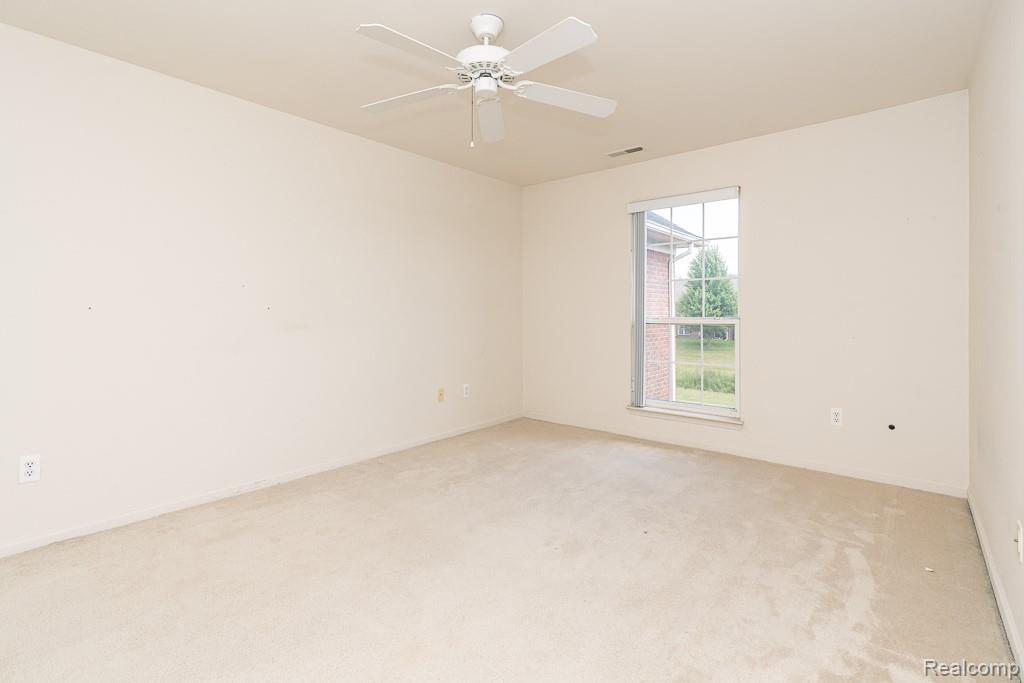 51780 Adler Park Drive W, Chesterfield, MI — Photo 16