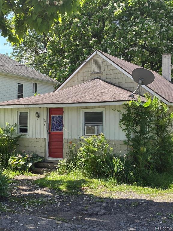 639 Heights Road, Lake Orion, MI 48362 — Photo 3