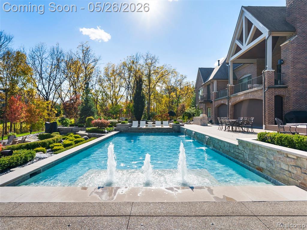 2475 Creekside Court, Rochester, MI 48306 — Photo 44