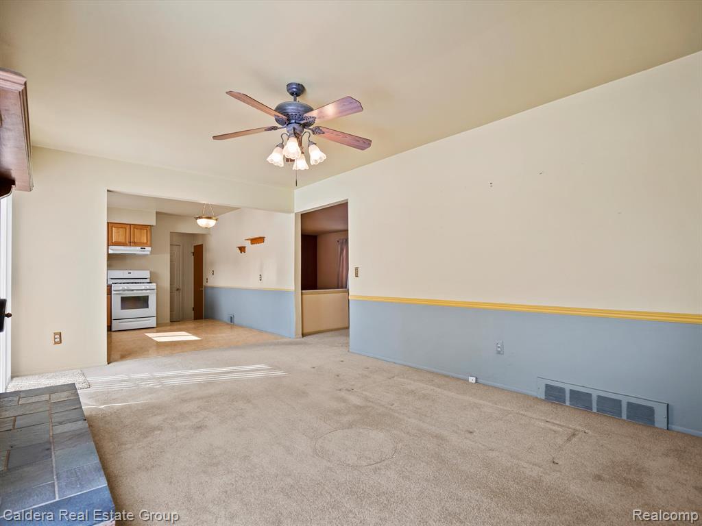 87 CARTER Drive, Troy, MI 48098 — Photo 9