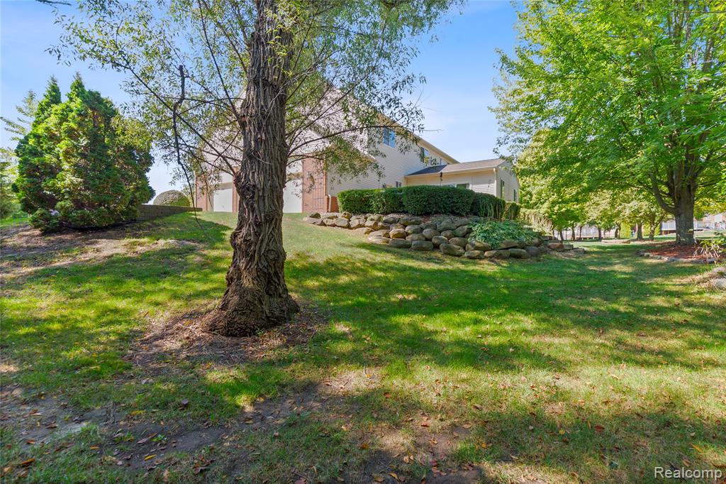 4360 Carriage Hill Court, Oakland, MI 48306 — Photo 55