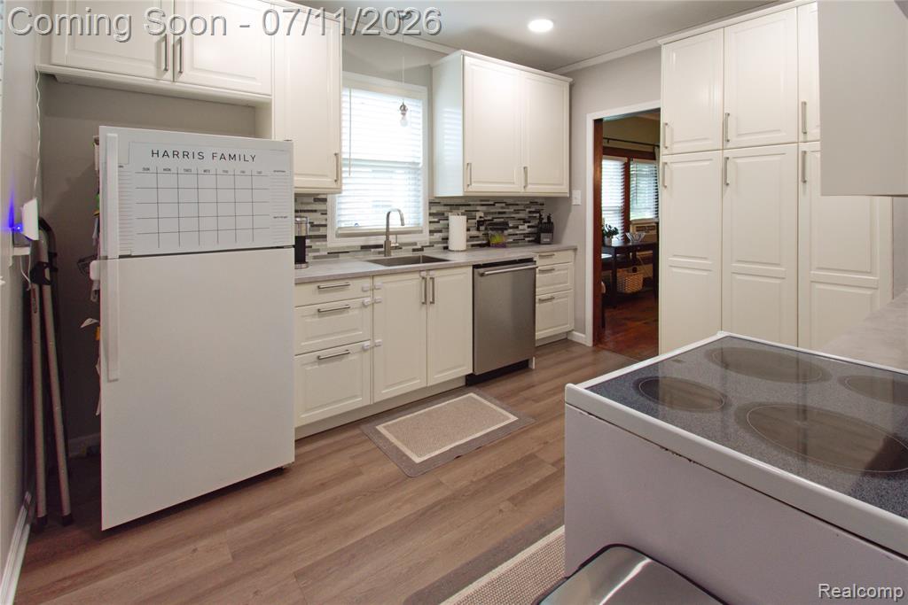 34 Moser Place, Mount Clemens, MI 48043 — Photo 14