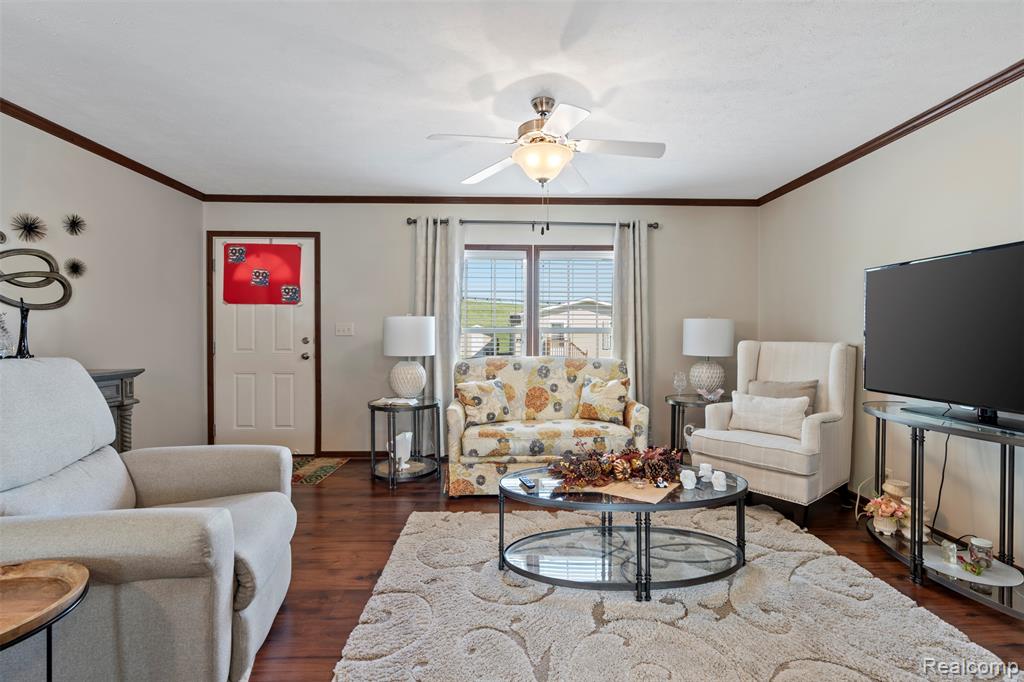 3544 Midsummer Lane - Photo 3