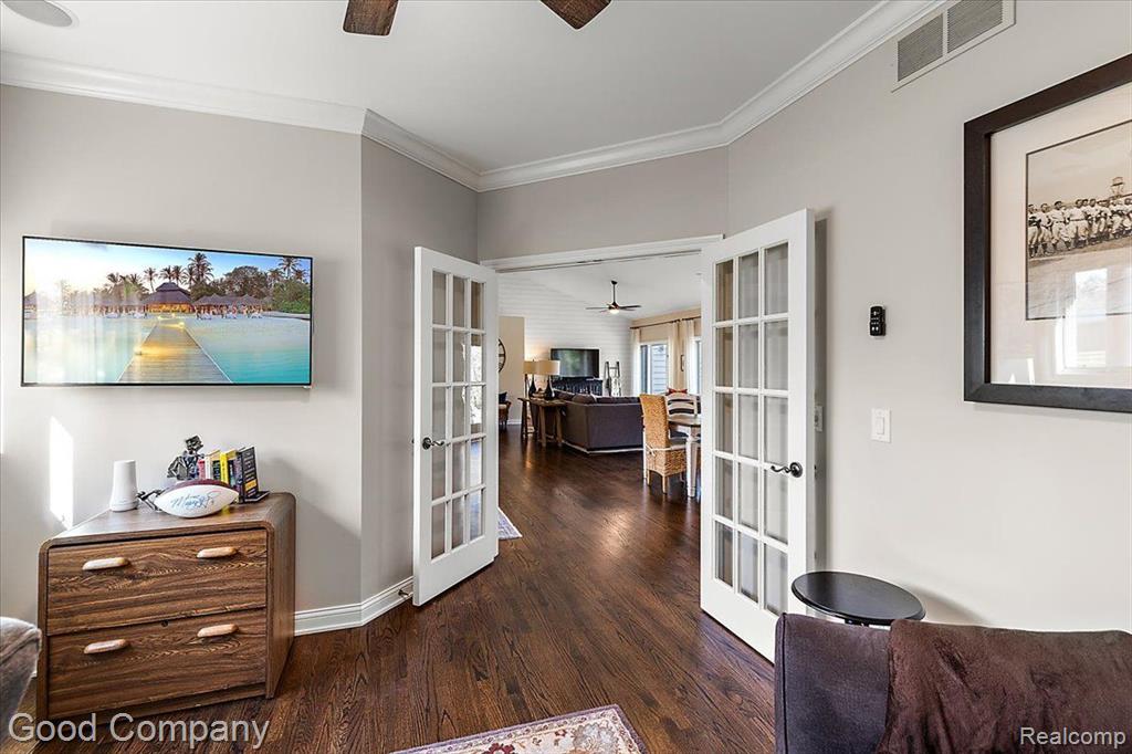 4671 BURNLEY Drive, Bloomfield Hills, MI 48304 — Photo 50