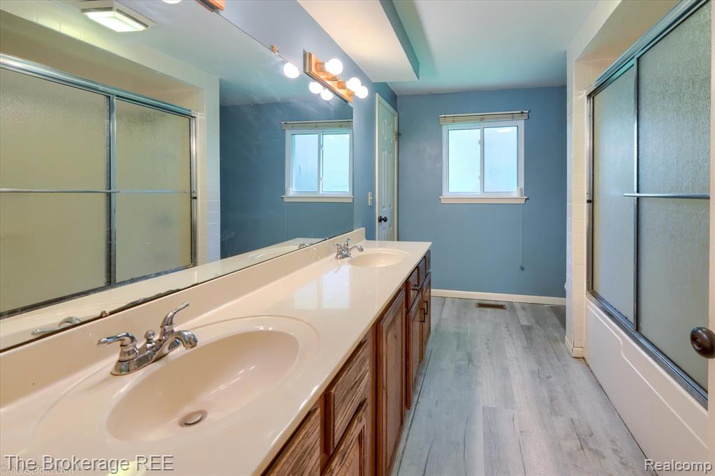 5312 Michael Court, Grand Blanc, MI 48439 — Photo 26