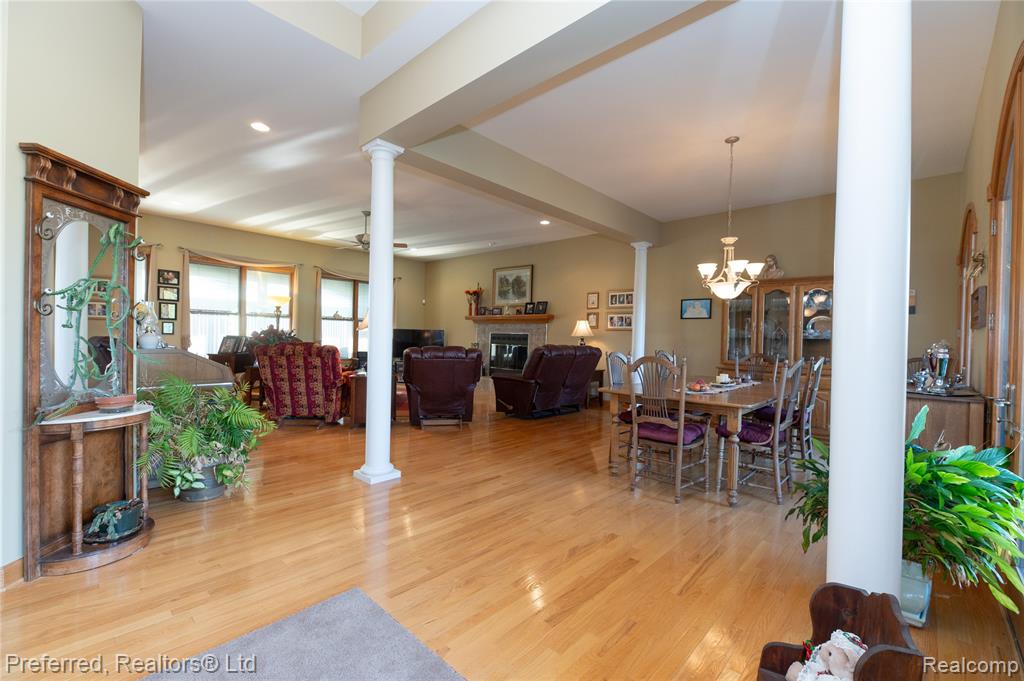 9769 Fawnwood Drive, Carleton, MI 48117 — Photo 4