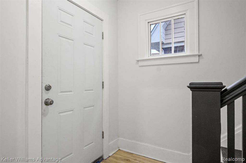 2427 Highland Street, Detroit, MI 48206 — Photo 4