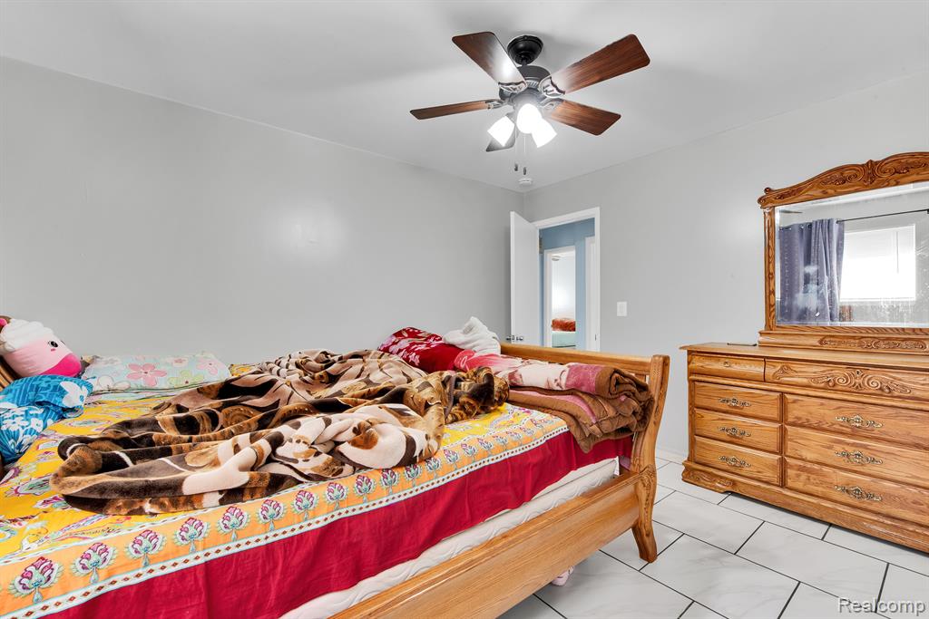 4610 BURSSENS Drive, Warren, MI 48092 — Photo 18