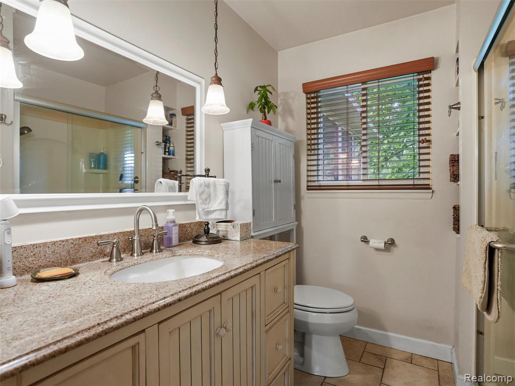 46275 W 11 Mile Rd, Novi, MI — Photo 32