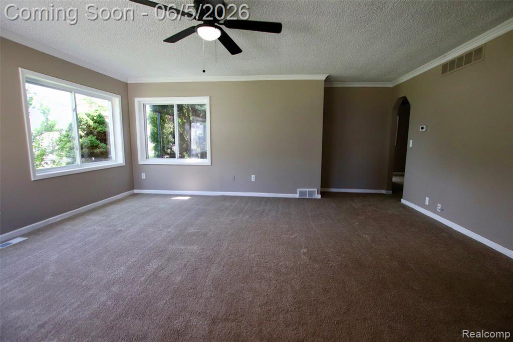 7044 Desmond Road, Waterford, MI 48329 — Photo 56