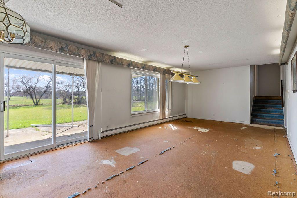 4302 ESTA Drive, Flint, MI 48506 — Photo 8