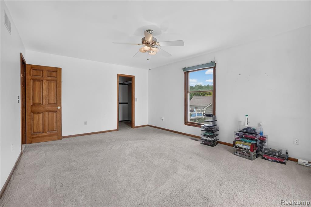 6888 Slawski Drive, Fowlerville, MI 48836 — Photo 24