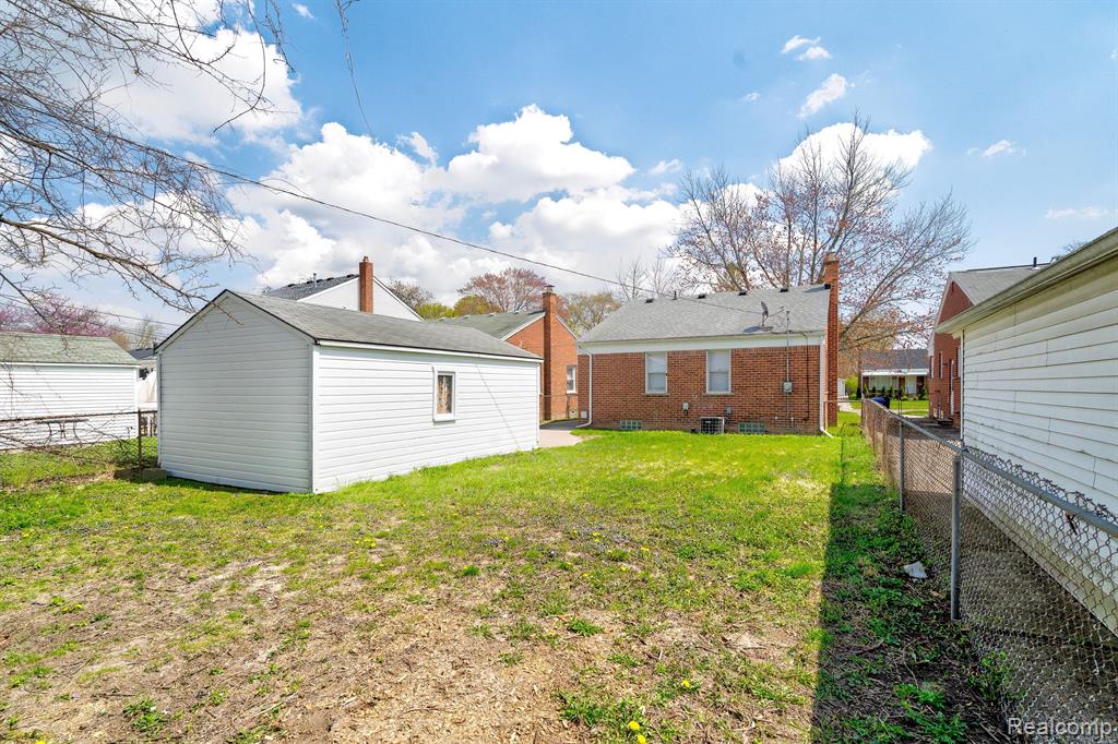 9543 WINSTON, Redford, MI 48239 — Photo 27