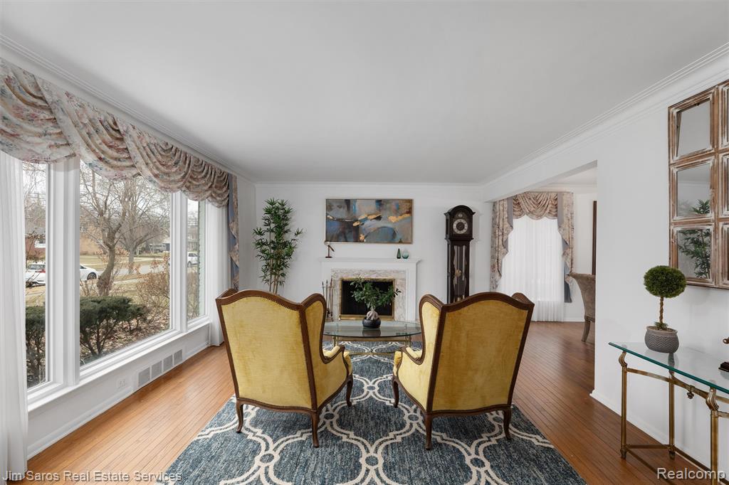 20114 Fairway Drive, Grosse Pointe Woods, MI 48236 — Photo 7