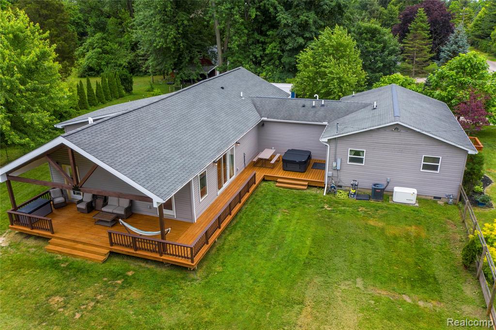 12100 Wilson Drive, Carleton, MI 48117