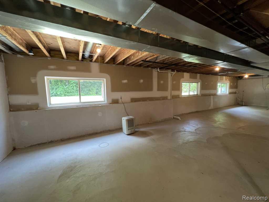 5931 Cedar Ridge Drive, Ann Arbor, MI 48103 — Photo 24