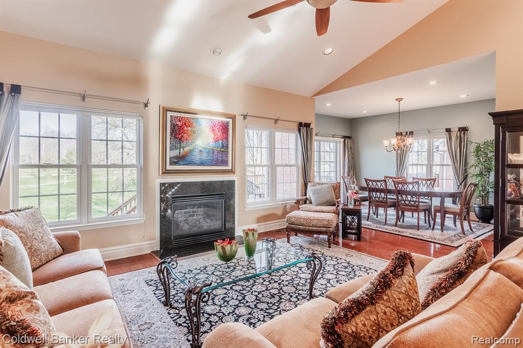 26270 VALHALLA Drive, Farmington Hills, MI 48331 — Photo 13