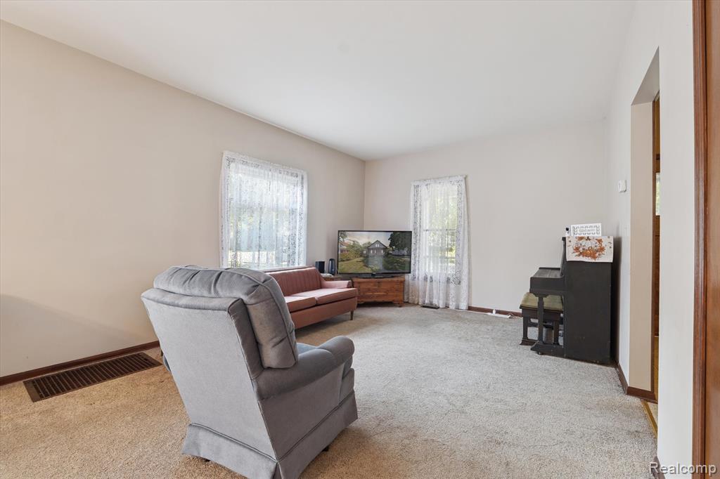 220 W 6th Street, Imlay City, MI 48444 — Photo 8