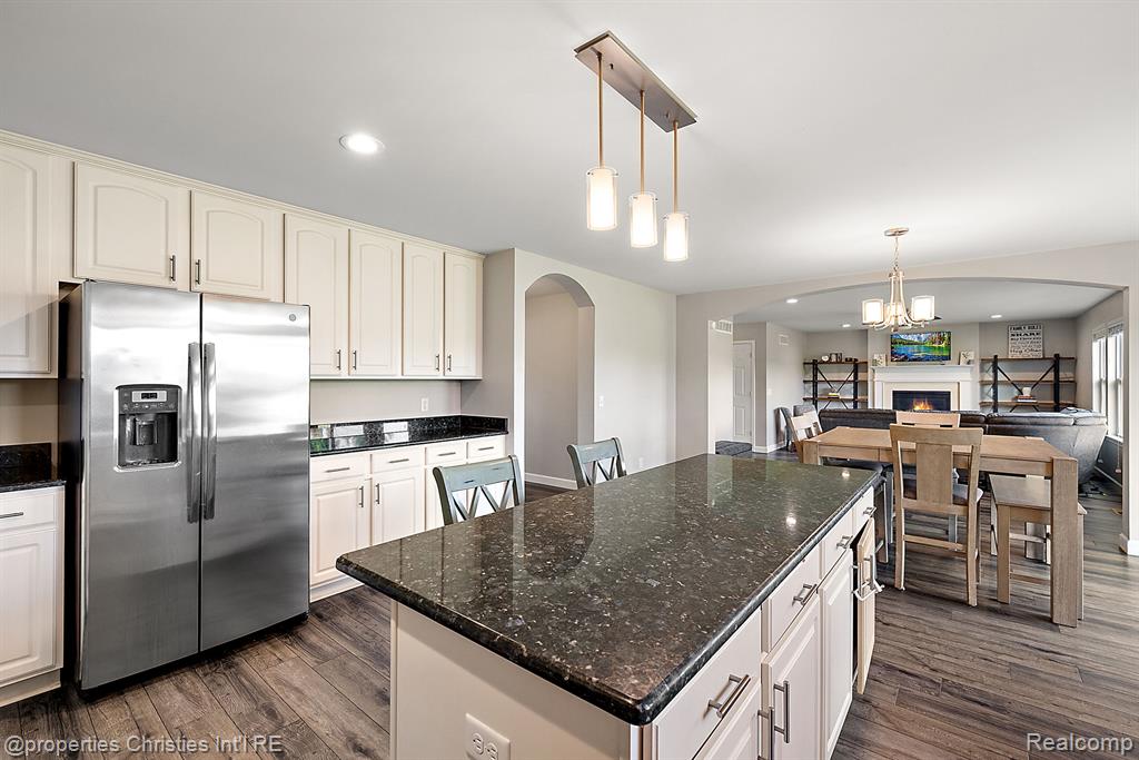 61171 SADDLECREEK Drive, South Lyon, MI 48178 — Photo 19
