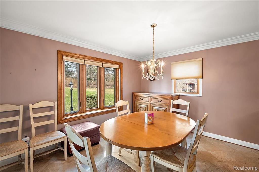 847 Leinster Road, Rochester Hills, MI 48309 — Photo 18
