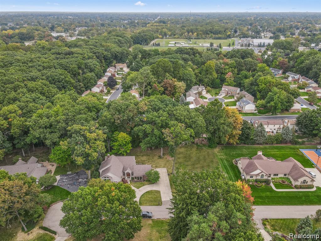 7910 Nankin Mills Street, Westland, MI — Photo 35