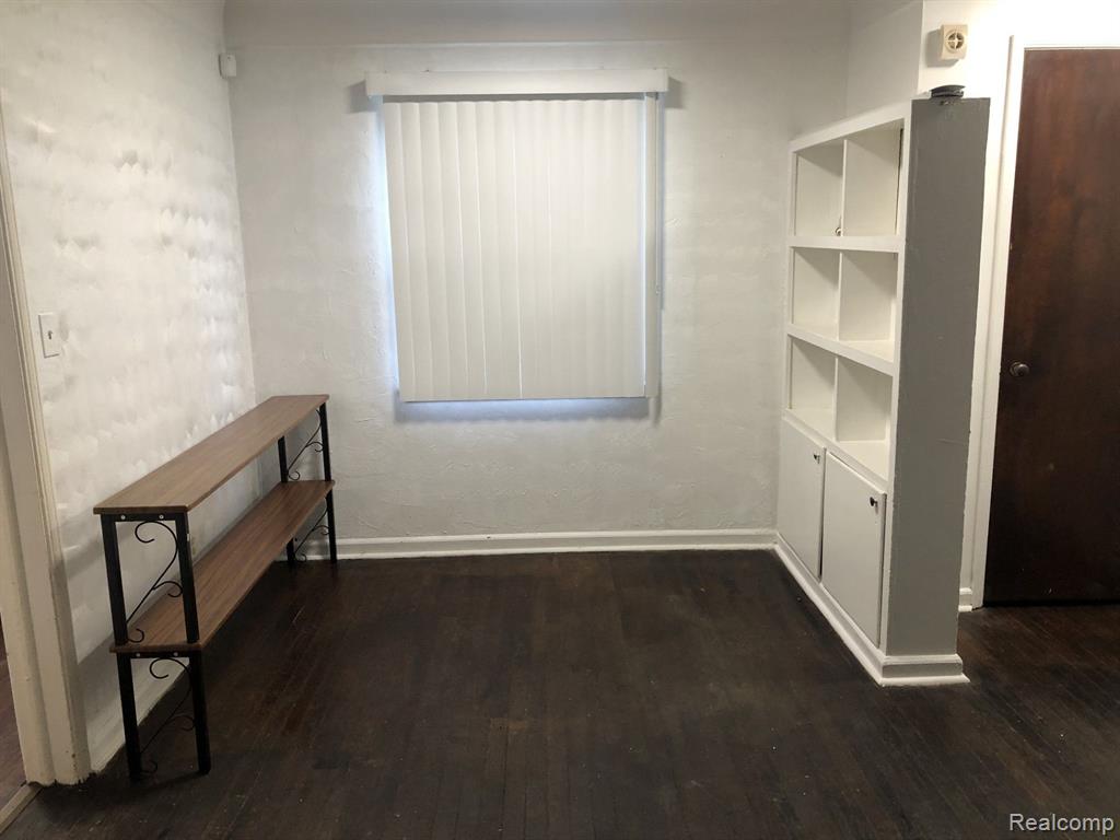 733 E PIKE Street, Pontiac, MI 48342 — Photo 4
