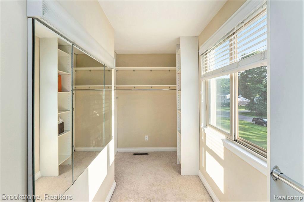 6533 POST OAK Drive, West Bloomfield, MI — Photo 25